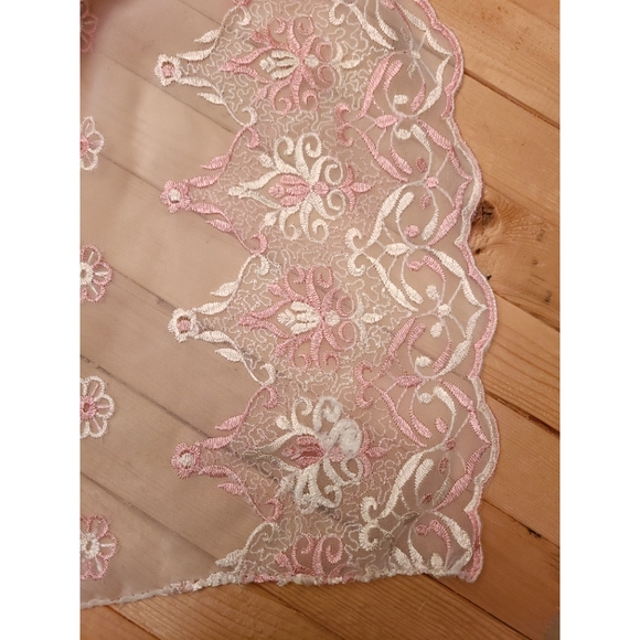 The Charlotte Evening Shawl Embroidered Lace Scarf Wrap Pink White Large Long - Picture 13 of 14